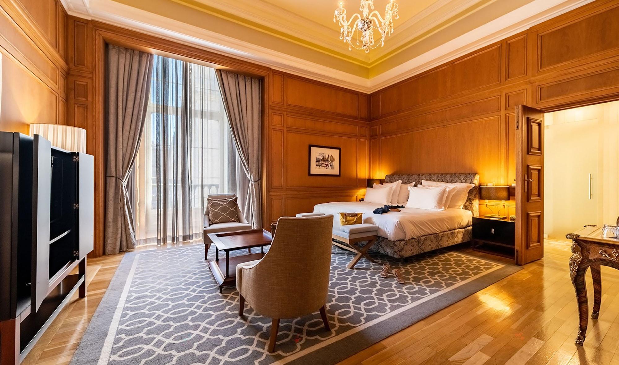 بوسادا دي لشبونة - الفنادق الصغيرة الفاخرة في العالم Lisboa المظهر الخارجي الصورة A bedroom at the hotel