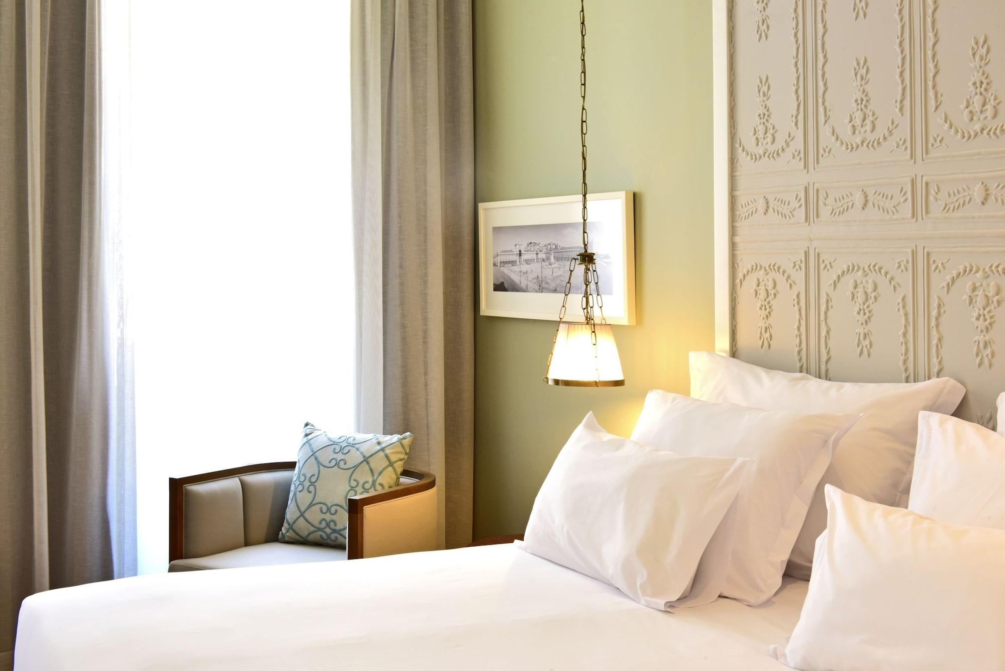 بوسادا دي لشبونة - الفنادق الصغيرة الفاخرة في العالم Lisboa المظهر الخارجي الصورة A room at the hotel