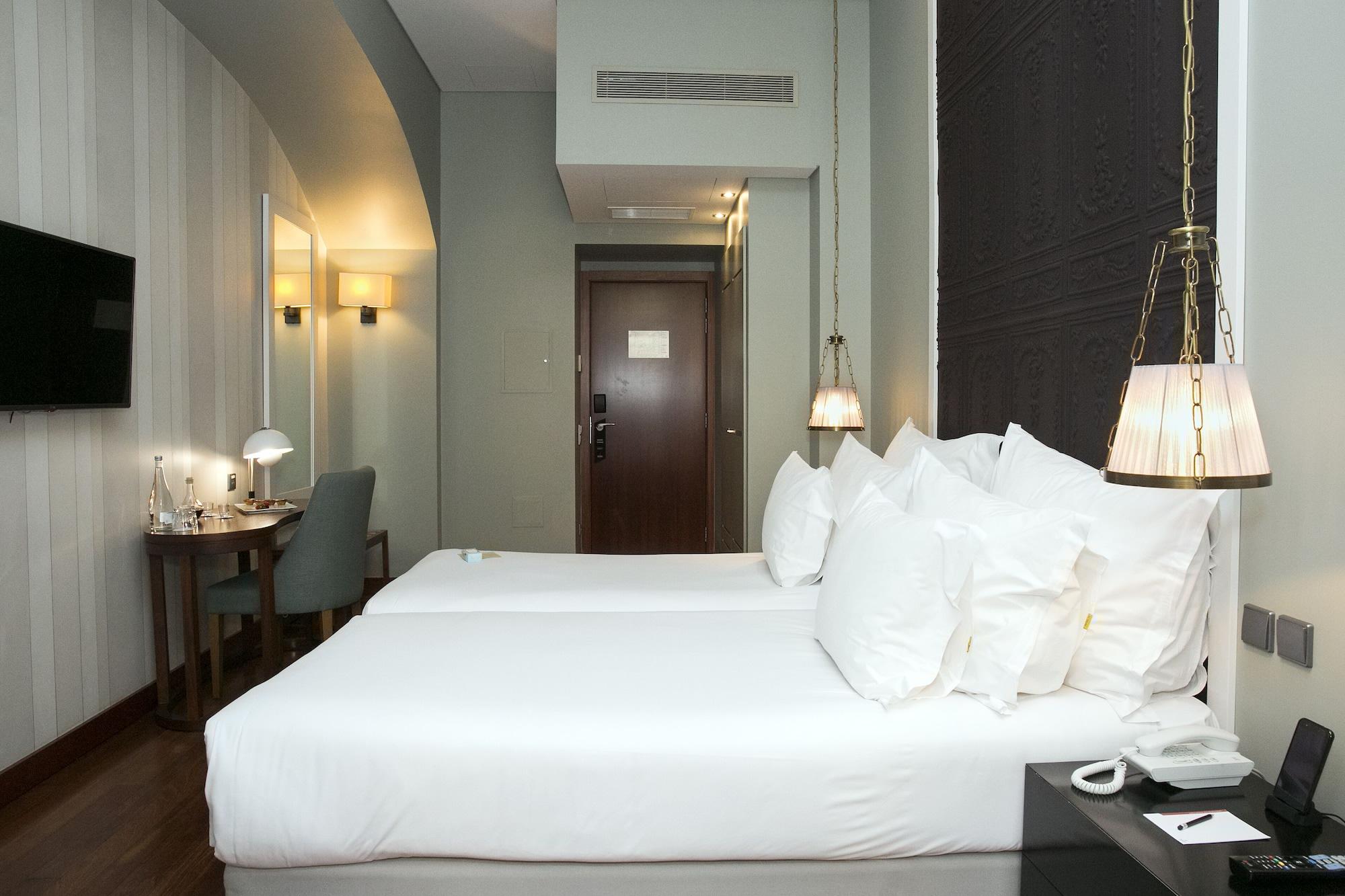بوسادا دي لشبونة - الفنادق الصغيرة الفاخرة في العالم Lisboa المظهر الخارجي الصورة A room at the hotel
