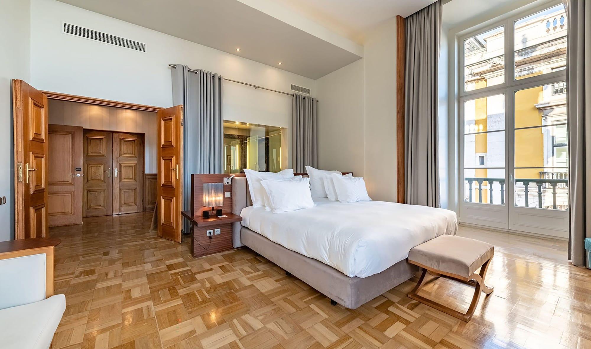 بوسادا دي لشبونة - الفنادق الصغيرة الفاخرة في العالم Lisboa المظهر الخارجي الصورة A bedroom at the hotel