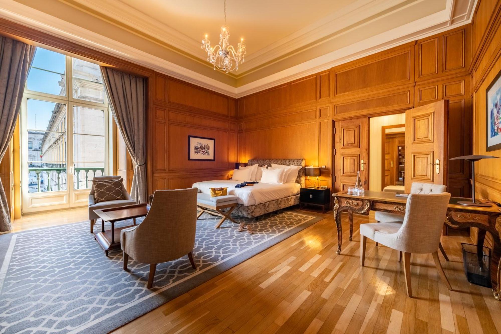 بوسادا دي لشبونة - الفنادق الصغيرة الفاخرة في العالم Lisboa المظهر الخارجي الصورة A suite at the hotel
