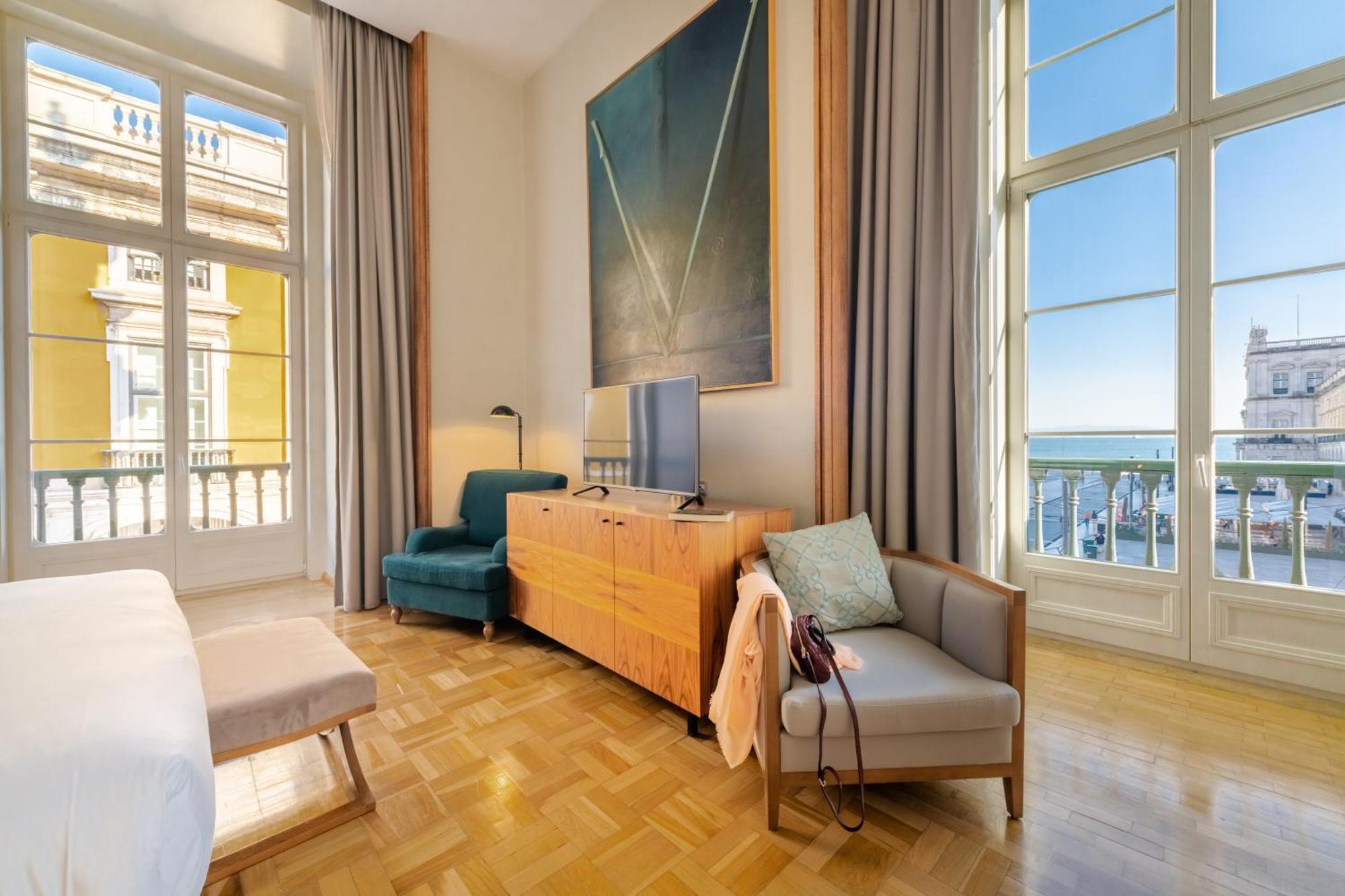 بوسادا دي لشبونة - الفنادق الصغيرة الفاخرة في العالم Lisboa المظهر الخارجي الصورة A room at the hotel