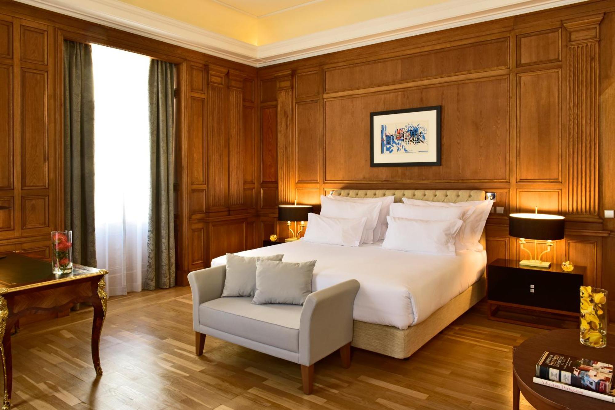 بوسادا دي لشبونة - الفنادق الصغيرة الفاخرة في العالم Lisboa المظهر الخارجي الصورة A bedroom at the hotel